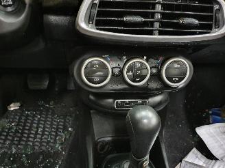 Fiat 500X 1.4 T M-Air Lounge picture 7