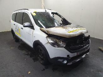 Coche siniestrado Dacia Lodgy Stepway 1.6 SCE Bi-Fuel 2019/1