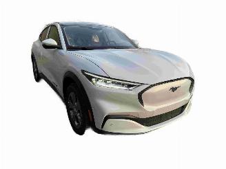Sloopauto Ford Mustang Mach-e Premium AWD 2022/10