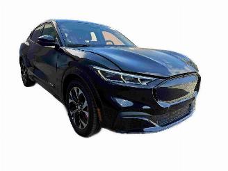 Autoverwertung Ford Mustang Mach-e Premium AWD 2022/10
