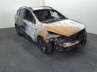 Coche siniestrado Ford Kuga 1.5 EcoBoost ST-Line 4WD 2017/10