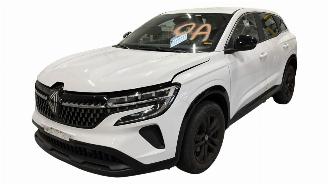 Vrakbiler auto Renault Austral Micro Hybrid 2021/12