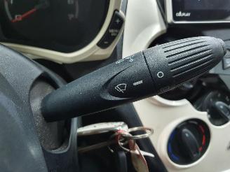 Ford Ka 1.2 Titanium X s/s picture 29