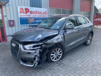 Coche siniestrado Audi Q3 Q3 (8UB/8UG), SUV, 2011 / 2019 2.0 TDI 16V 140 2014/2