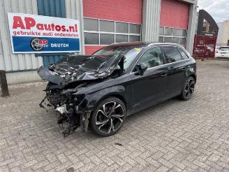 Uttjänta bilar auto Audi A3 A3 Sportback (8VA/8VF), Hatchback 5-drs, 2012 / 2020 2.0 TDI 16V 2013/10
