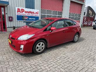 Vaurioauto  passenger cars Toyota Prius  2011/1