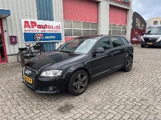 damaged passenger cars Audi A3 1.4 TFSI S-LINE KOPPAKKING ERUIT? 2010/5