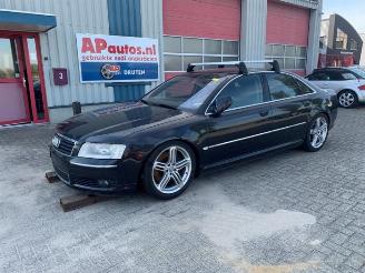 Vrakbiler auto Audi A8 A8 (D3), Sedan, 2002 / 2010 4.2 V8 40V Quattro 2003/6