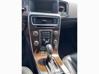 Volvo V-60 V60 I (FW/GW), Combi, 2010 / 2018 2.4 D6 20V Plug-in Hybrid AWD picture 8