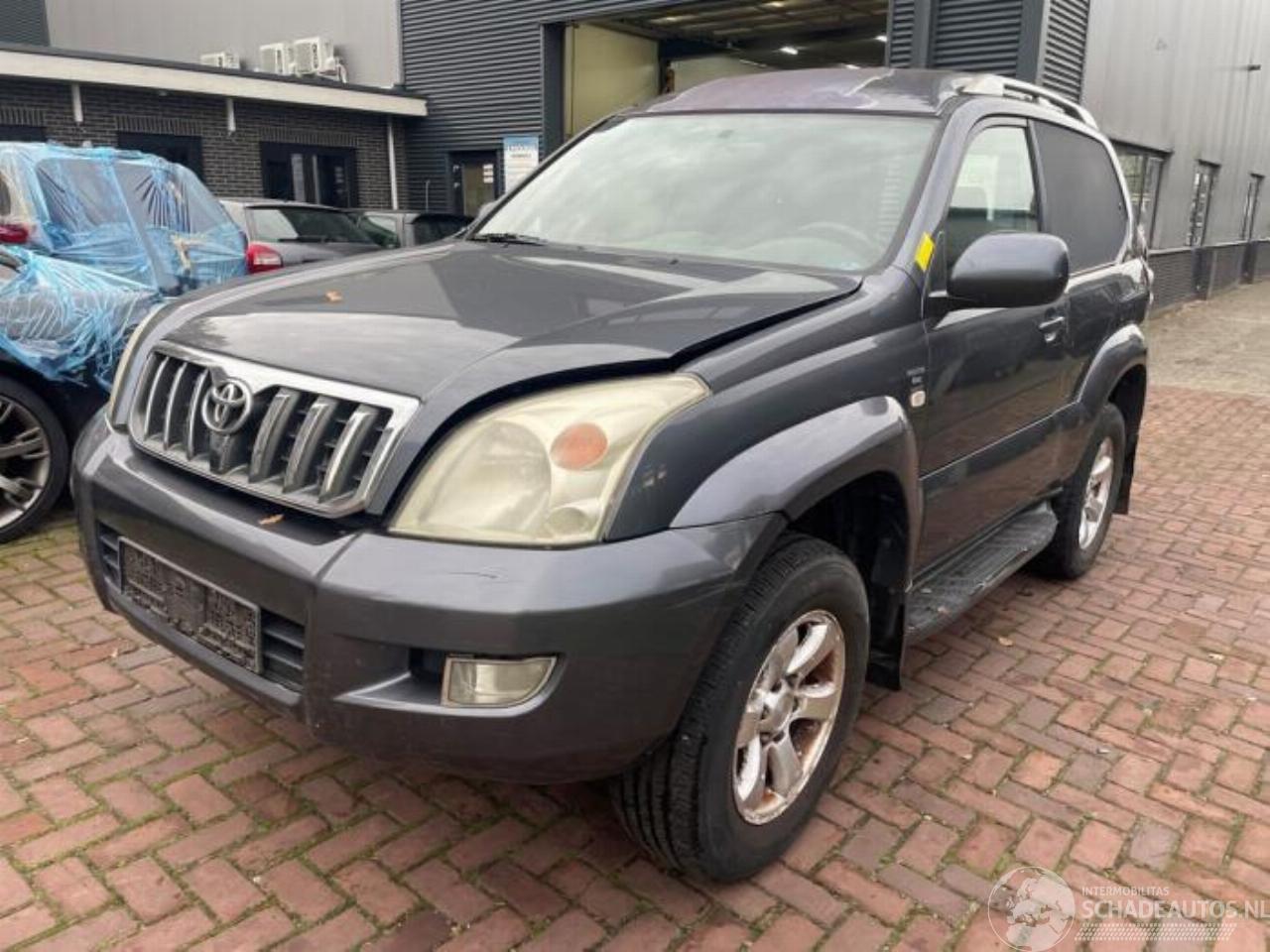 Toyota Landcruiser Land Cruiser (J12), Terreinwagen, 2002 / 2010 3.0 D-4D 16V