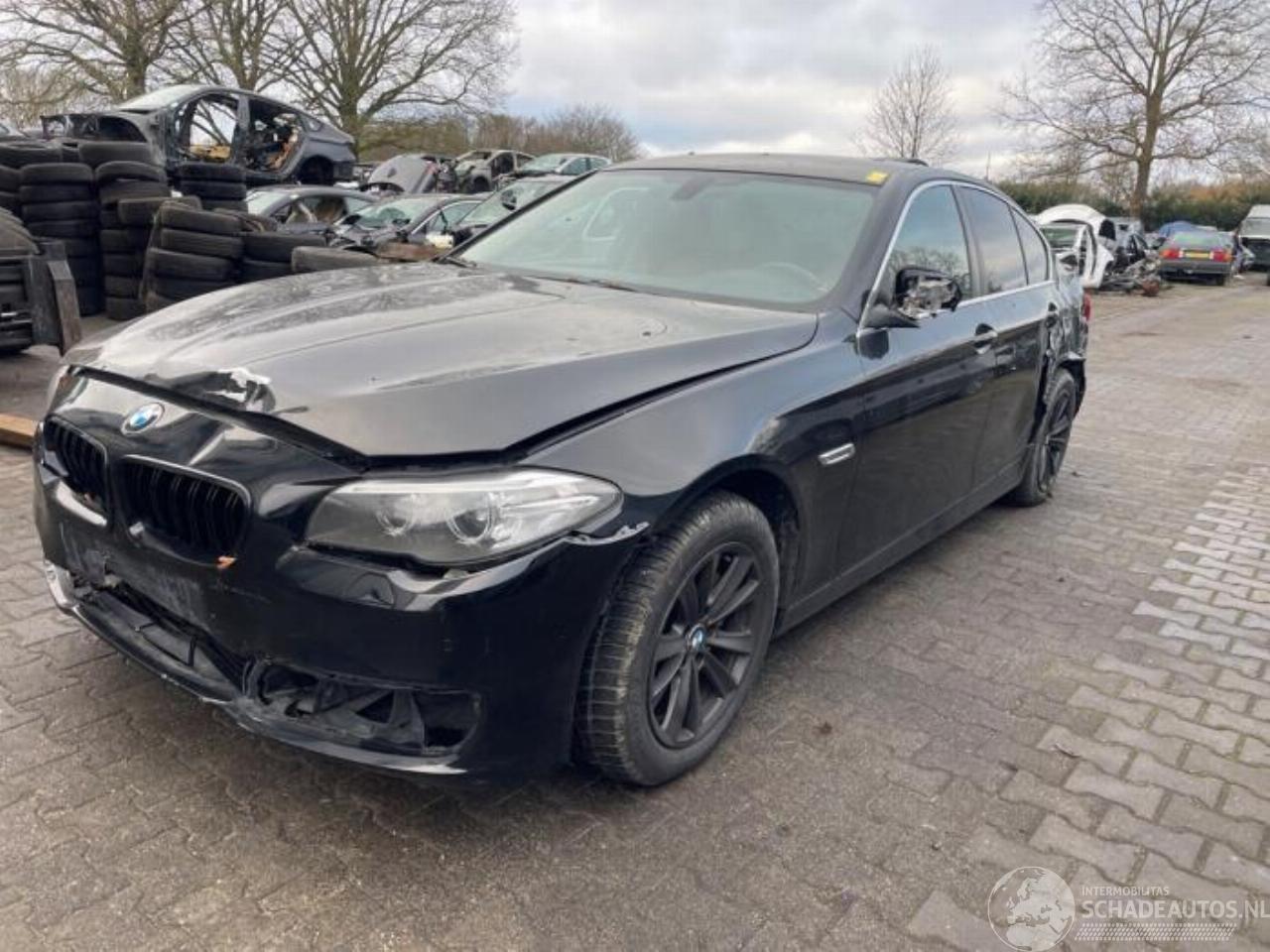 BMW 5-serie 5 serie (F10), Sedan, 2009 / 2016 520d 16V