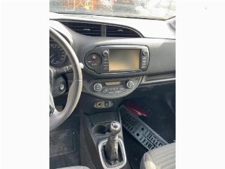 Toyota Yaris Yaris III (P13), Hatchback, 2010 / 2020 1.5 16V Dual VVT-iE picture 6