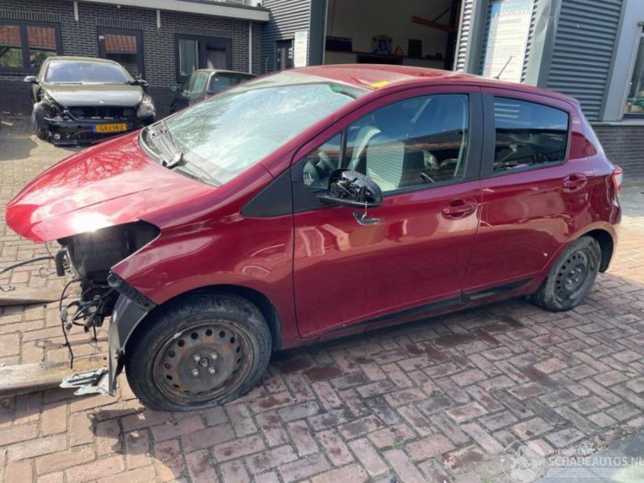 Toyota Yaris Yaris III (P13), Hatchback, 2010 / 2020 1.5 16V Dual VVT-iE