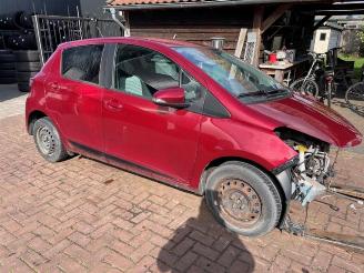 Toyota Yaris Yaris III (P13), Hatchback, 2010 / 2020 1.5 16V Dual VVT-iE picture 4