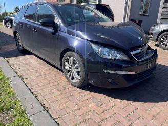 Uttjänta bilar auto Peugeot 308 308 SW (L4/L9/LC/LJ/LR), Combi 5-drs, 2014 / 2021 1.2 12V e-THP PureTech 130 2014/11