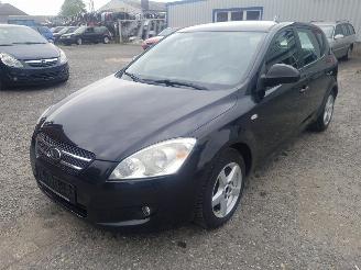 Sloopauto Kia Cee d Black Pearl 1K Onderdelen Bumper Deur 2007/5