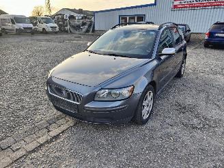 Coche siniestrado Volvo V-50 2.0D Grijs 45500 Onderdelen D4204T Motor 2006/3