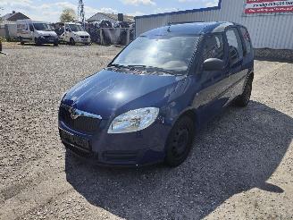 Sloopauto Skoda Roomster 1.2 12V Blauw LF5A Onderdelen CGPA Motor 2009/7