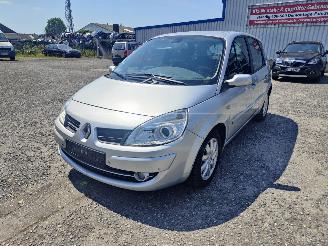Coche siniestrado Renault Scenic 1.6 16V Zilver TED69 Onderdelen K4M766 Motor 2007/3