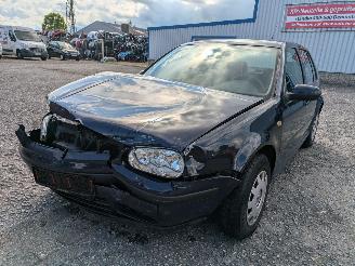 Sloopauto Volkswagen Golf 1.4 1998/5