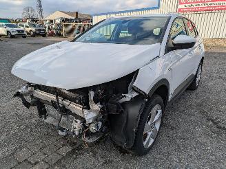 Autoverwertung Opel Grandland Hybrid 1.6 2022/1