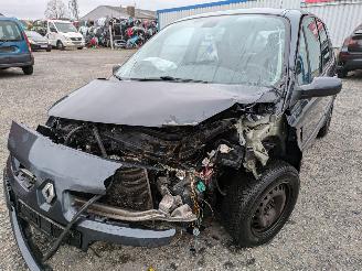 Sloopauto Renault Scenic 1.6 2009/4