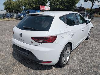 Coche siniestrado Seat Leon 2.0TDI 2015/9