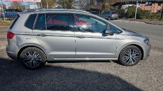 Volkswagen Golf Sportsvan 2.0 TDI DSG picture 4