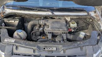 Volkswagen Crafter 2.5 TDI picture 22