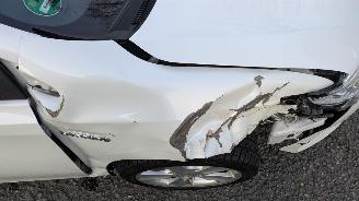 Toyota Auris Touring Sports 1.8 Hybrid Automatik picture 11