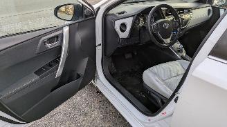 Toyota Auris Touring Sports 1.8 Hybrid Automatik picture 16