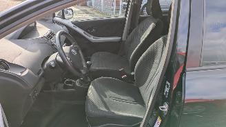 Toyota Yaris  picture 10