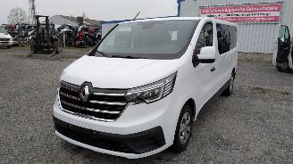 Uttjänta bilar auto Renault Trafic 2.0 2024/6
