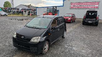 Démontage voiture Daihatsu Cuore L2 2005/11
