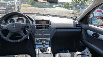 Mercedes C-klasse  picture 13