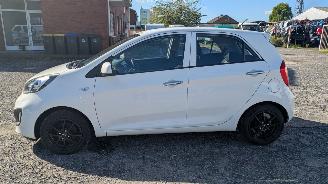 Kia Picanto 1.0 picture 8