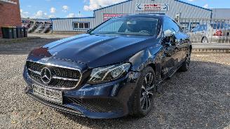 begagnad bil aanhanger Mercedes E-klasse E 200 Coupe 2020/3