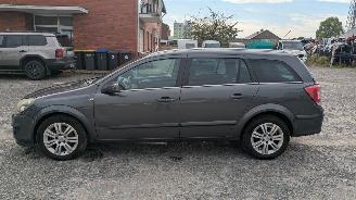 Opel Astra 1.7 CDTI picture 8