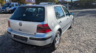 Volkswagen Golf 1.4 picture 5