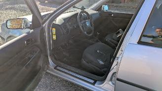 Volkswagen Golf 1.4 picture 9