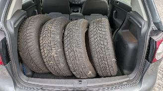 Volkswagen Golf Plus 1.9 TDI picture 9