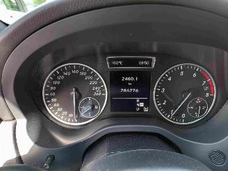 Mercedes A-klasse 180 AUTOMAAT picture 9