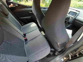Toyota Aygo 1.0 VVT-i x-play picture 6