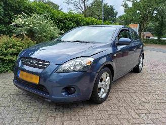 Kia Pro cee d 1.4 CVVT X-tra picture 3