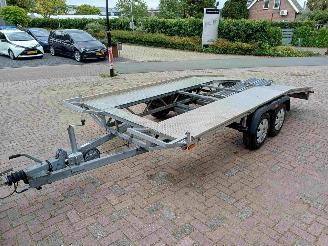 -  Peters 2700 autoambulance 2040 kg laadvermogen picture 4