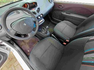 Renault Twingo 1.2 16V Acces picture 7