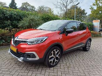 krockskadad bil auto Renault Captur 0.9 TCe Intens 2018/12