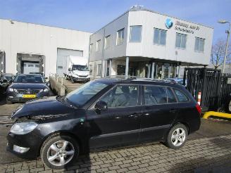Schadeauto Skoda Fabia 12tdi Combi, NAVI, CLIMA 2011/1