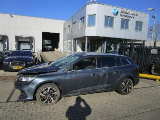 Schadeauto Renault Mégane 1.3TCE 103kW BOSE 2018/8