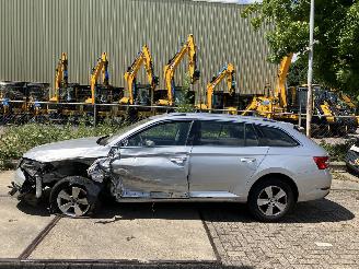  Skoda Superb 15tsi 110kW 2022/2